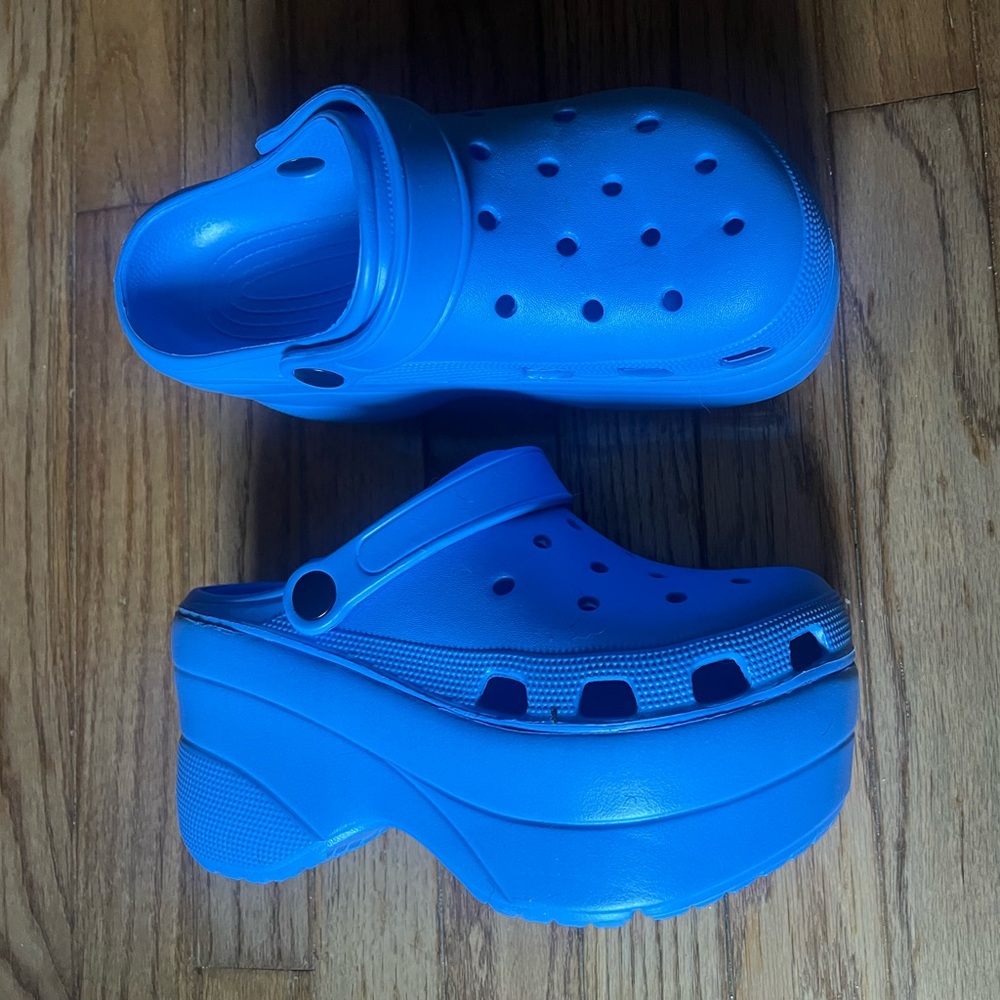 Cape Robbin Vibrant Blue Platform Clogs